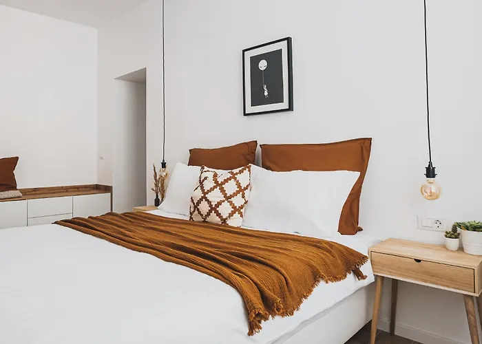 Voya Apartments - A Luxury Oasis In The Old Town